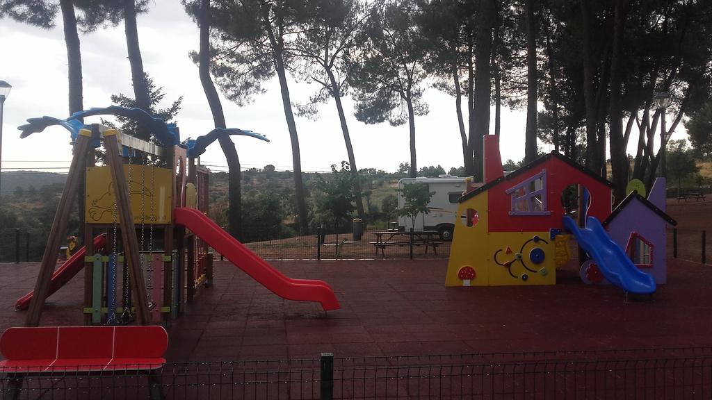 Douro Camping Miranda do Douro Bagian luar foto